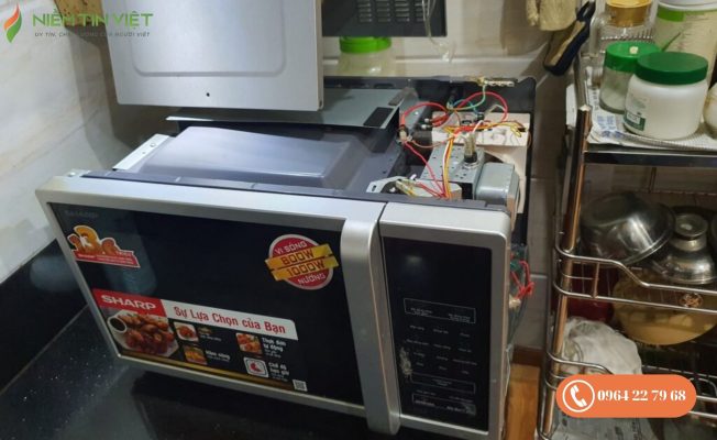 Lò vi sóng bị liệt phím bấm