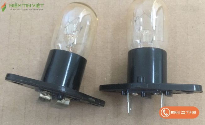 Nên thay thế đèn mới nếu phát hiện tình trạng hư hỏng