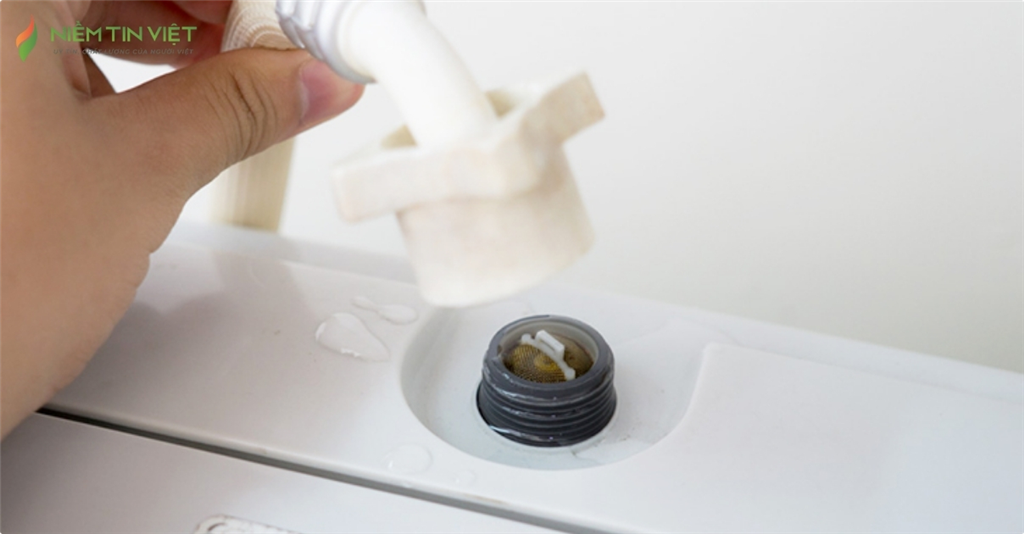 Máy Giặt Panasonic Báo Lỗi U14, Ngừng Chạy Có Sao Không?