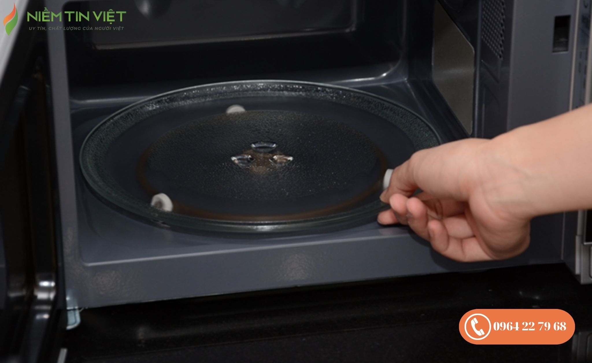 Lò vi sóng có tiếng kêu to khi hoạt động - Cần làm gì ngay lúc này?